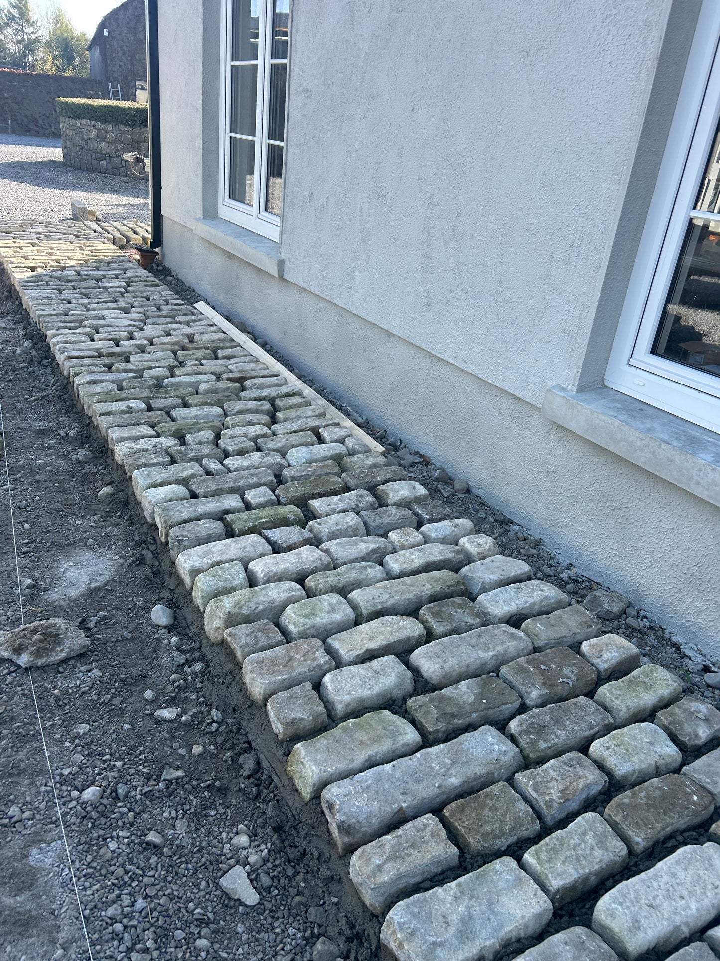 Old Salvage York Brown Cobblestone 3.5m2 + Bulk Bag
