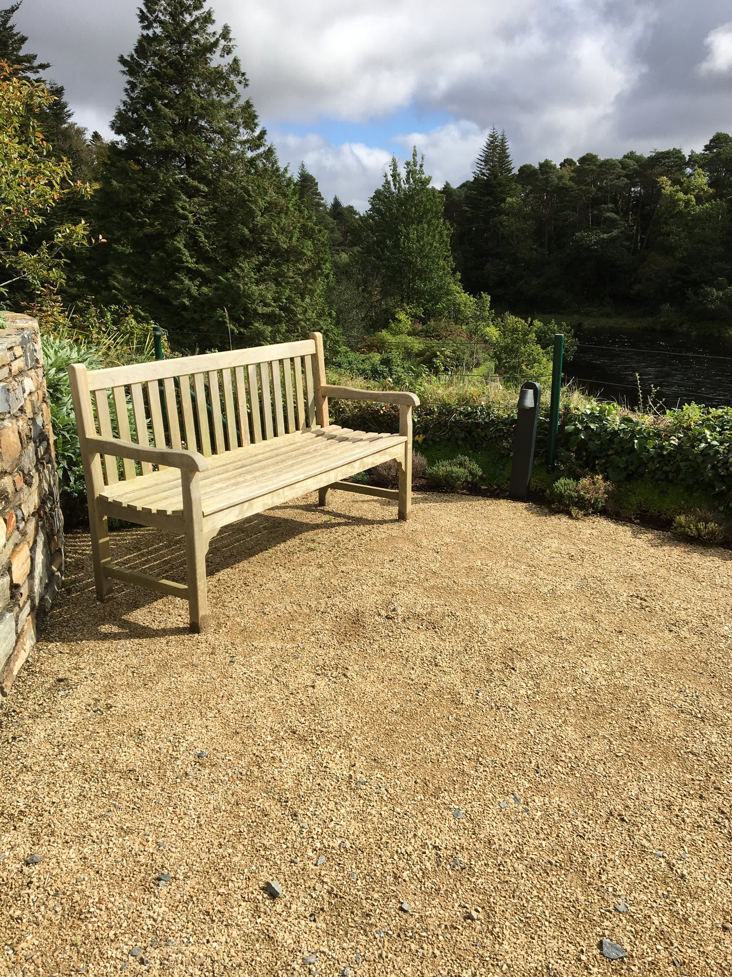 Ailesbury Golden Driveway Gravel 400m2 Bulk load deal / 50% off while stocks last / Free delivery Ireland