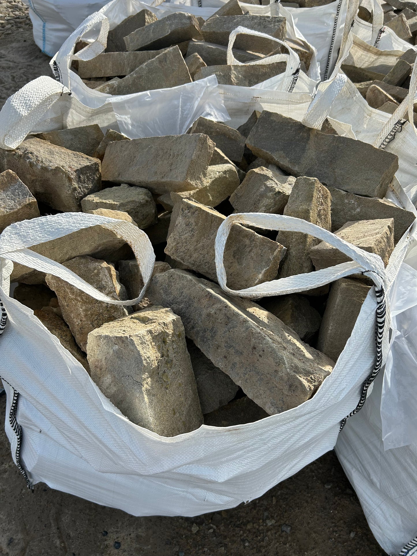 An Autumn Offer on Tipperary Sandstone 30 bulk bag Artic load free delivery 35%off ( Building Stone )