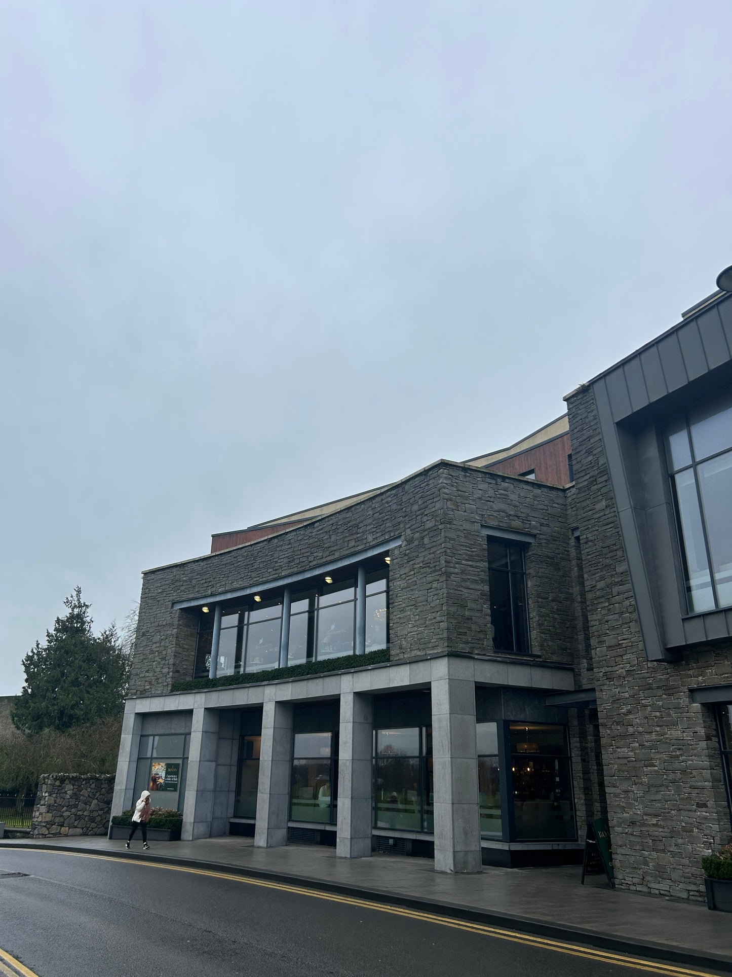 An Autumn Offer ! West Clare Grey Limestone Building Stone x 30 bulk bag / Artic load / free delivery Ireland/ 35% off !!