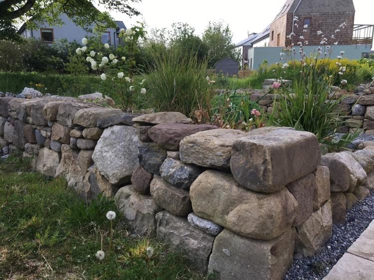 Ballycotton Round Boulder Building Stone Bulk Bag