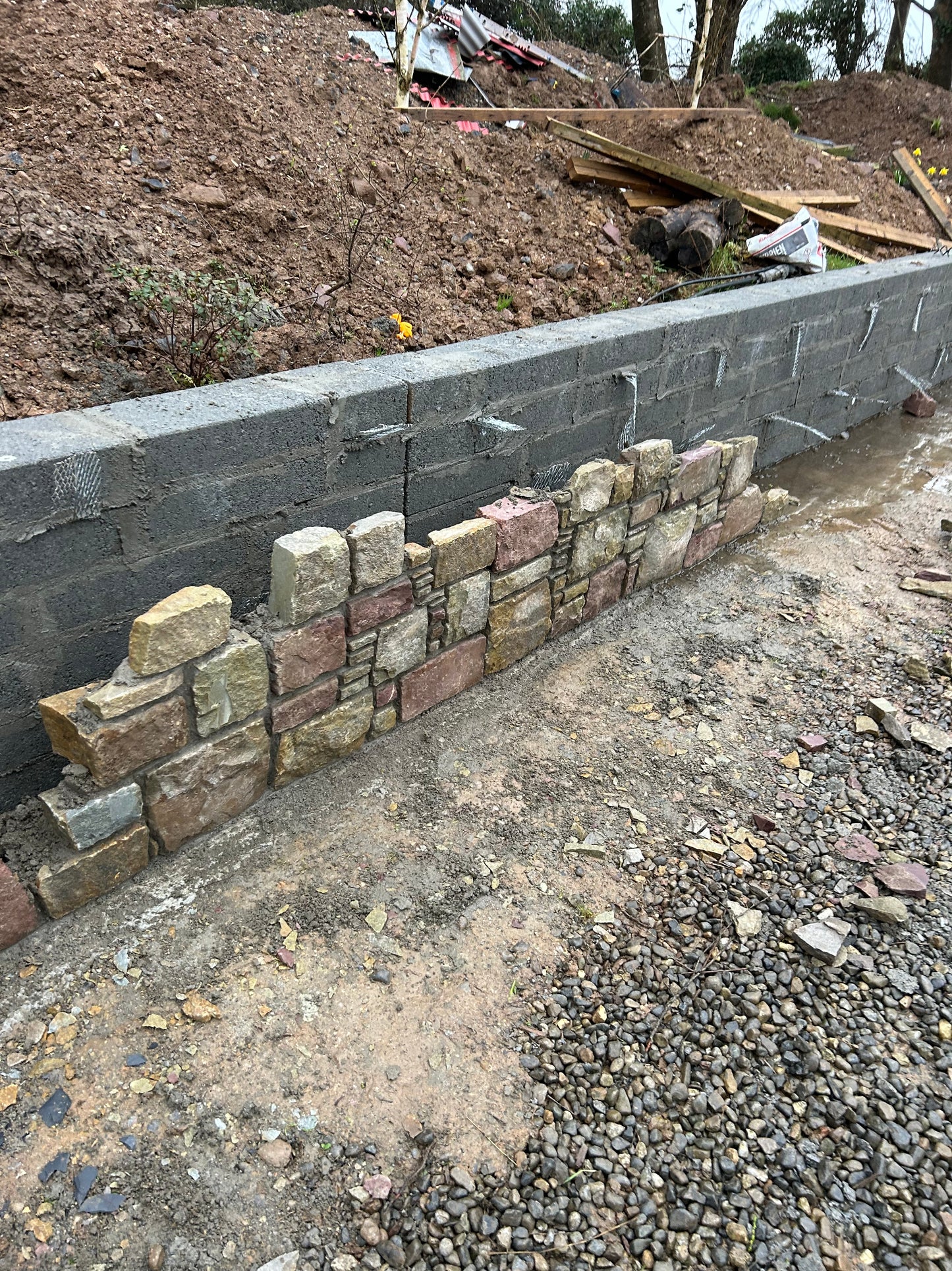 Achill Red Building Stone / Bulk Bag / Free Delivery In Ireland