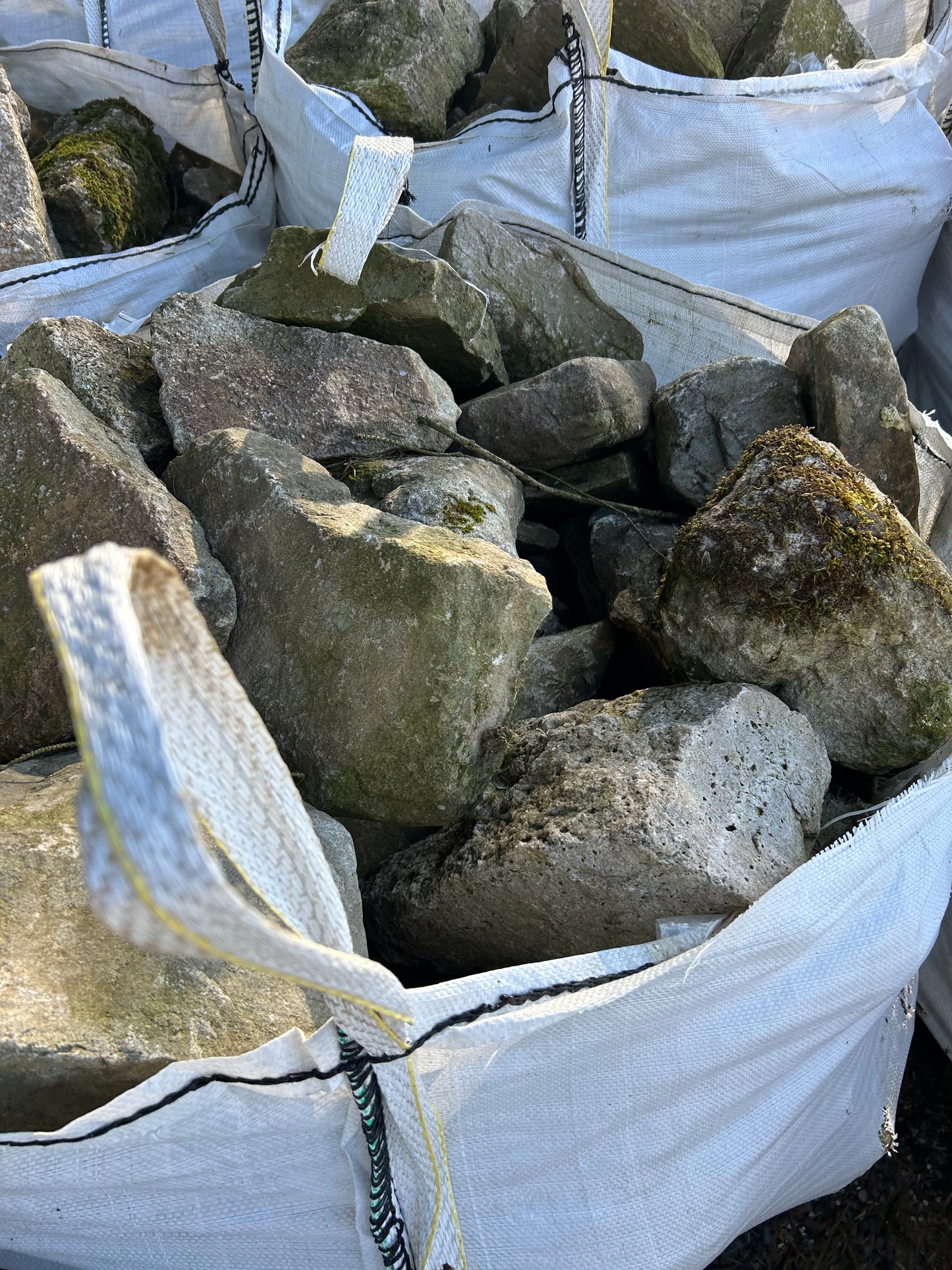 Old Postman Pat Brown Fieldstone x 30 bulk bag deal / Full Artic Load / Free Delivery Ireland / 35% off !!