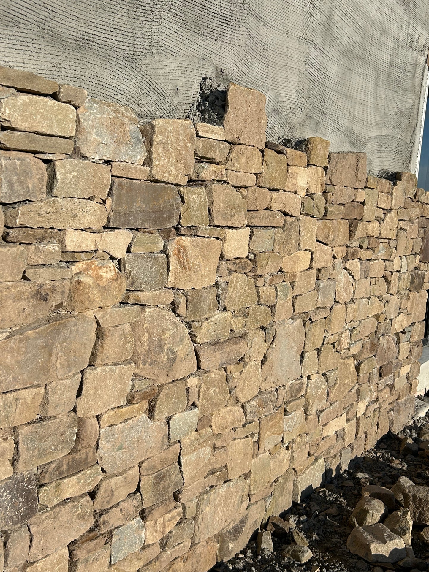 Old Salvage Brown Fieldstone Building Stone / Bulk Deal x 30 bulk bags / Free Delivery Ireland / 35% off while stocks last!!!!