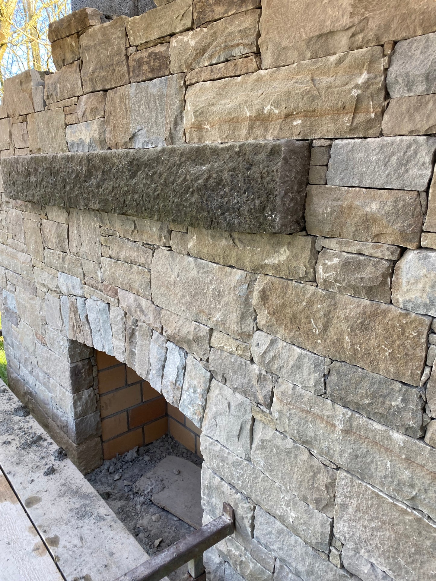 Tipperary Sandstone Building Stone Bulk Bag