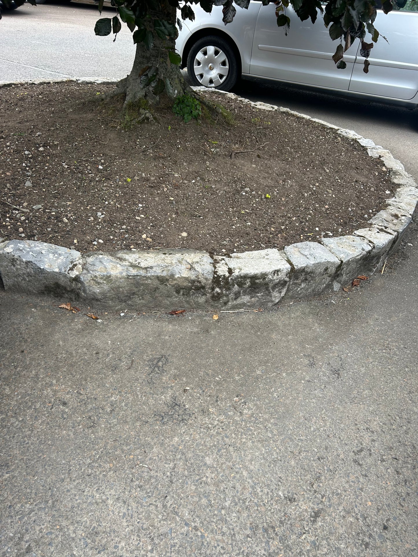Old Salvage Galway 6” Driveway Kerbs x 15 Lm Bulk Bag