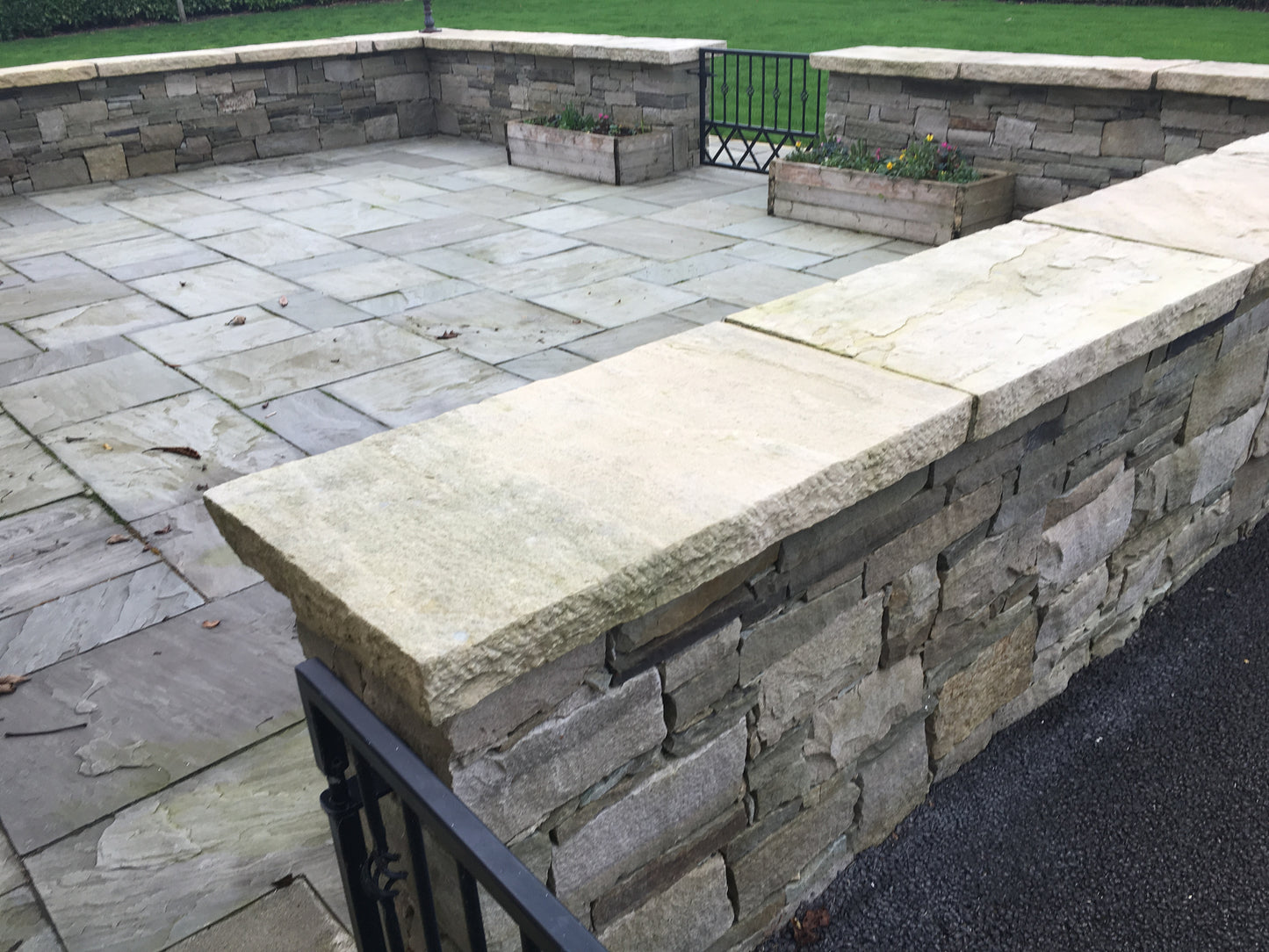 Tipperary Cream Sandstone Wall Capping 450mm wide / 60mm thick/ Chisel face / 10 Lm pallet