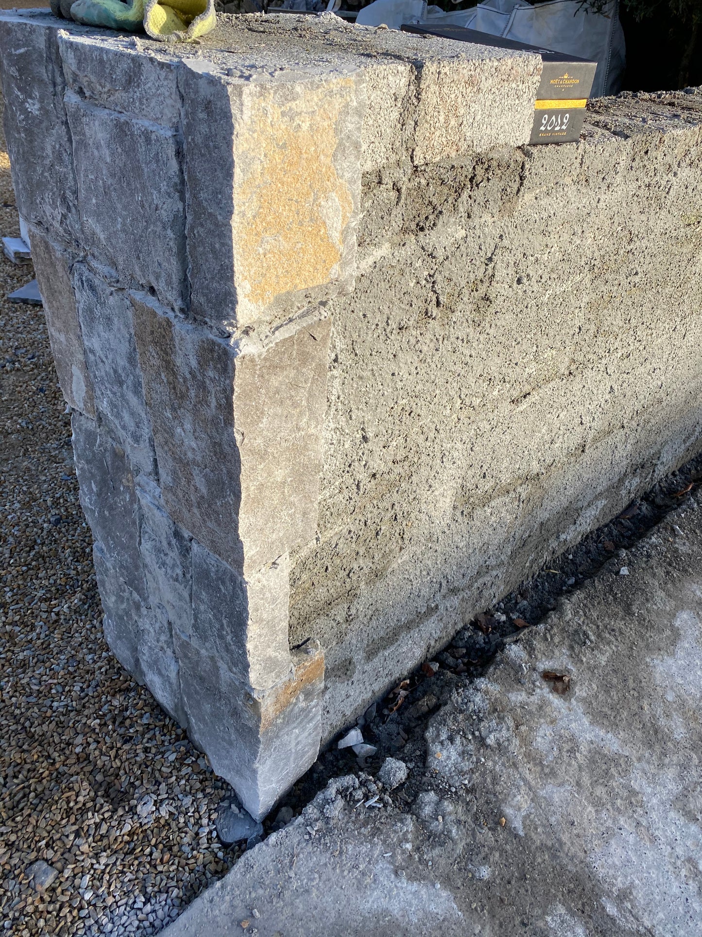 Galway White Limestone 30mm Natural Stone Cladding x 10m2 / Lm pallet