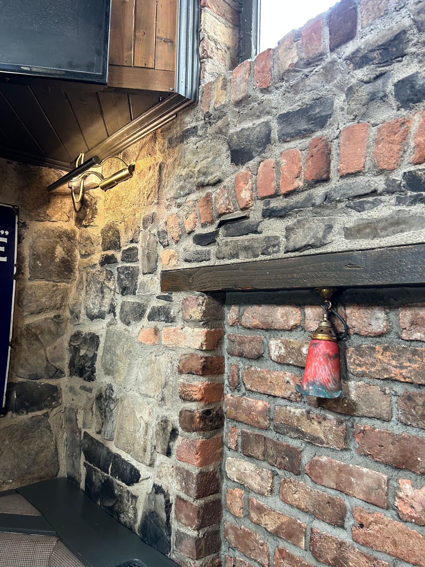 Saint James Gate Black Basalt Building Stone in Bulk Bag / Free Delivery in Ireland