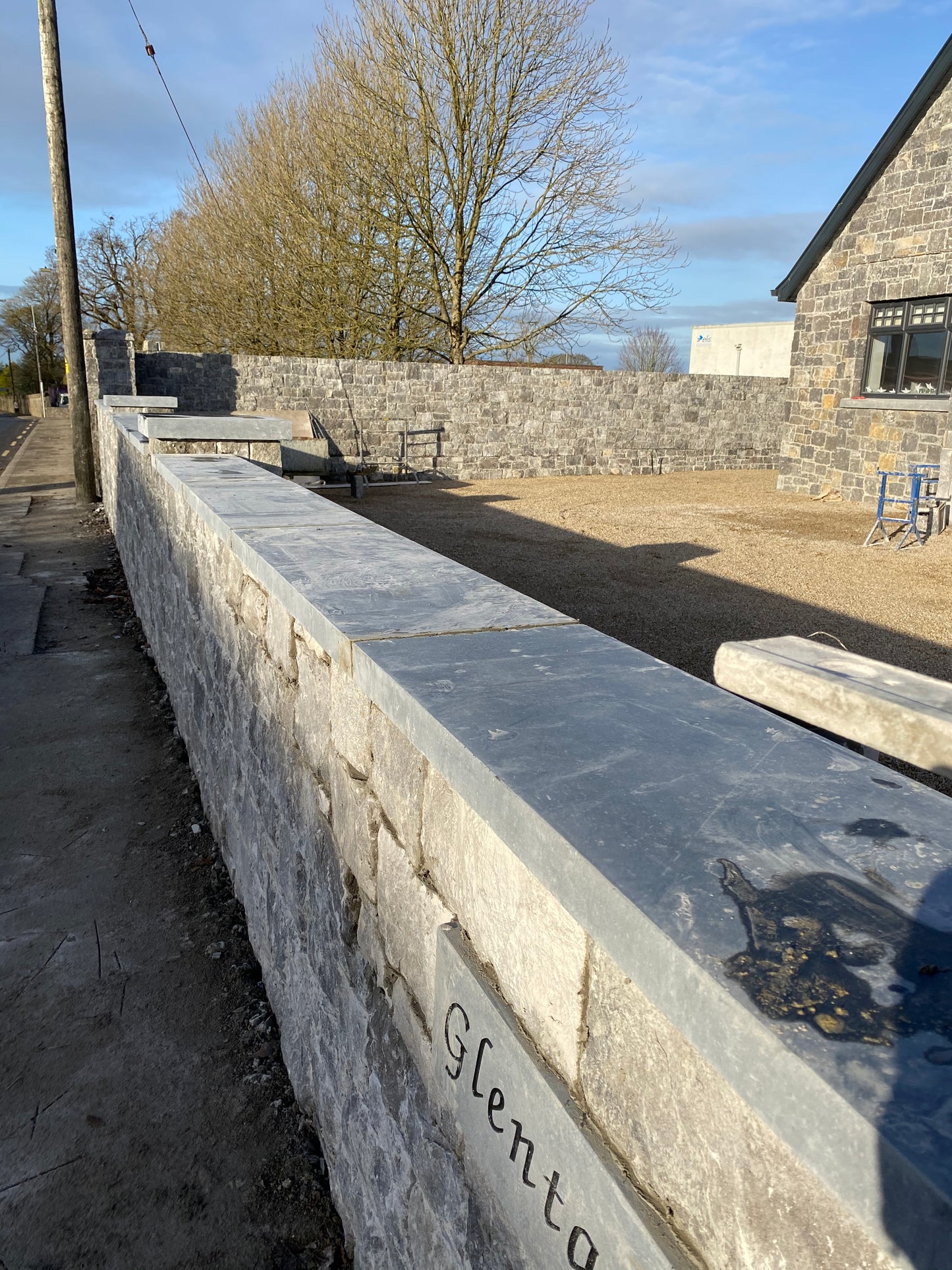 Galway White Limestone 30mm Natural Stone Cladding x 10m2 / Lm pallet