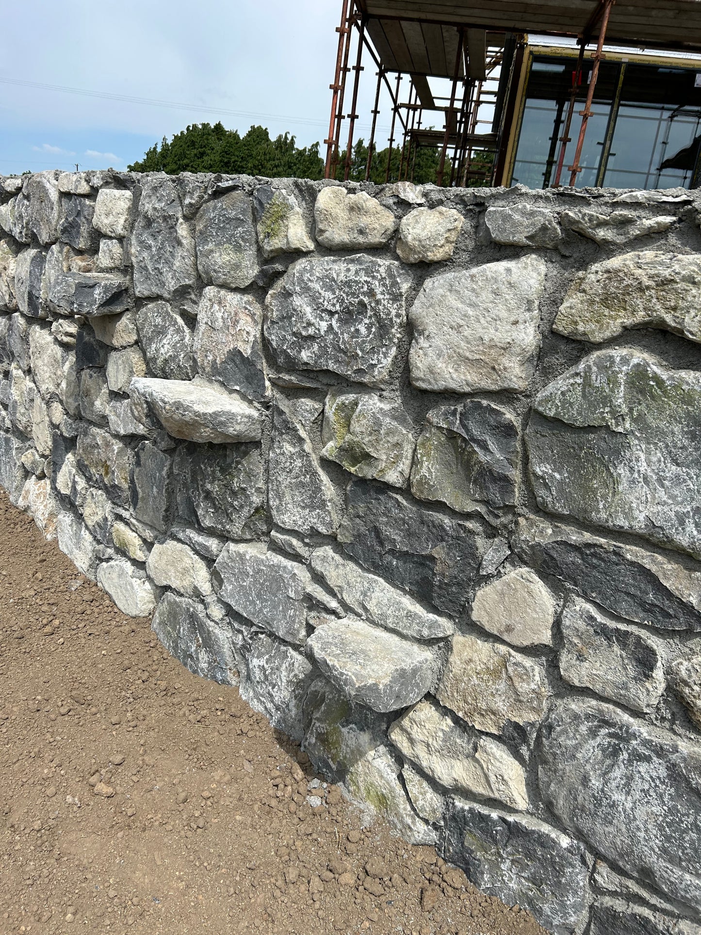 Old Salvage Reclaimed Galway Limestone Building Stone x 30 bulk bag / full artic load deal / free delivery Ireland 35% off !!!