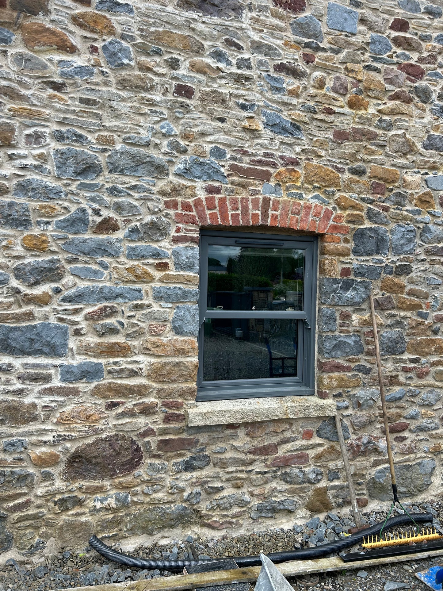 Achill Red Building Stone / Bulk Bag / Free Delivery In Ireland