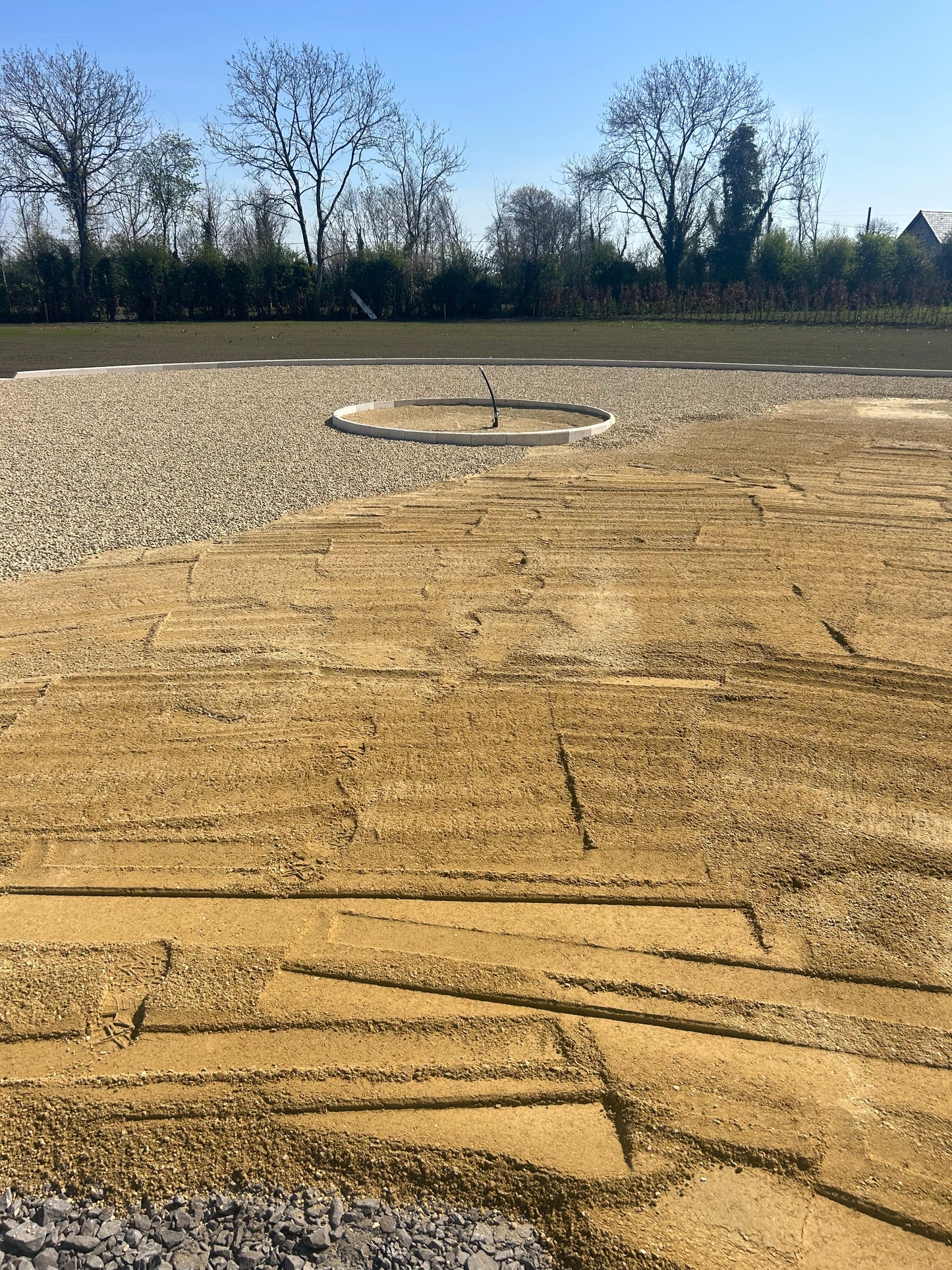 Ailesbury Golden Driveway Gravel 400m2 Bulk load deal / 50% off while stocks last / Free delivery Ireland