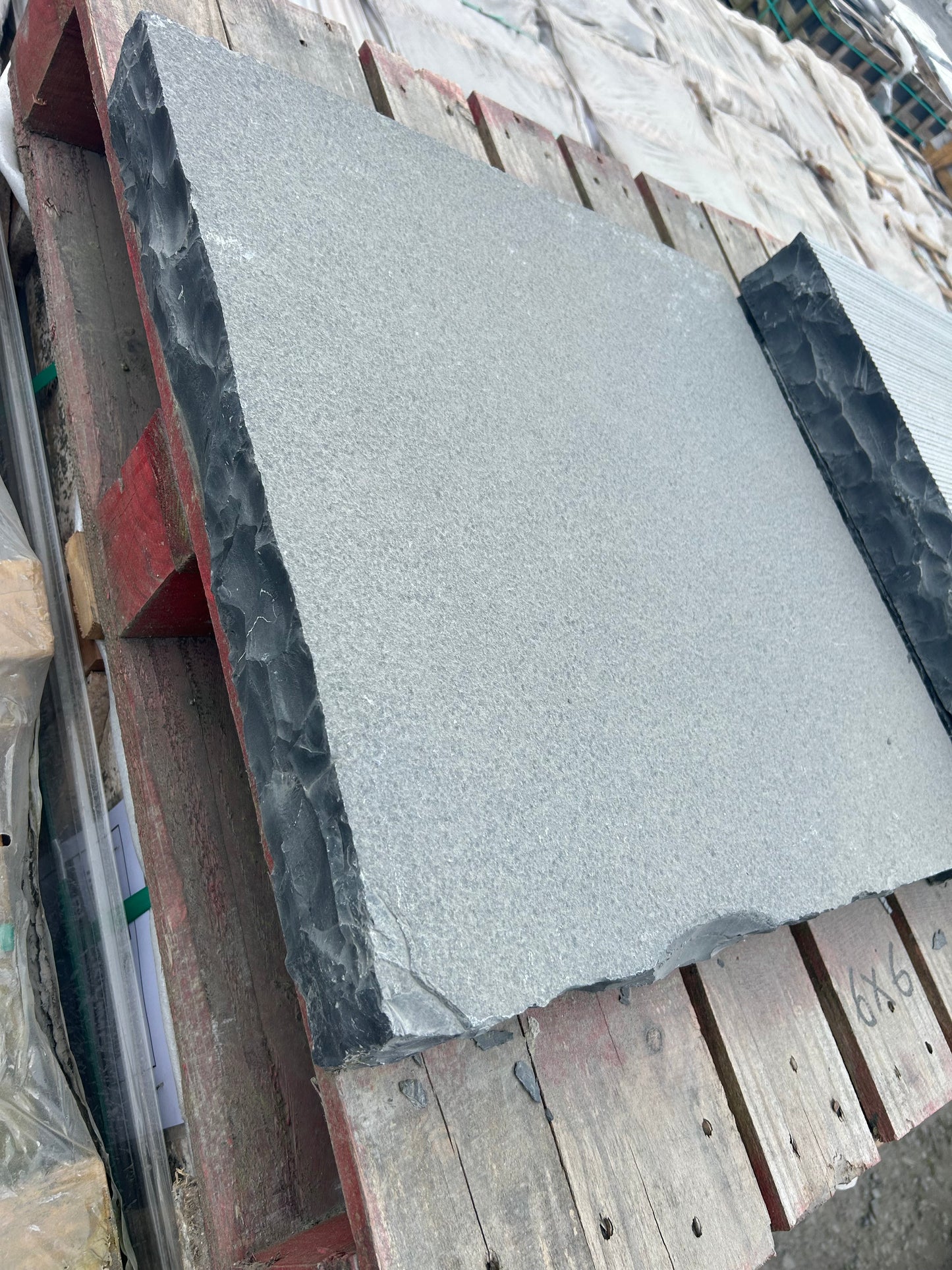 Valentia Black Wall Capping 600mm (W) x 70mm (T) x 10 linear meter pallet