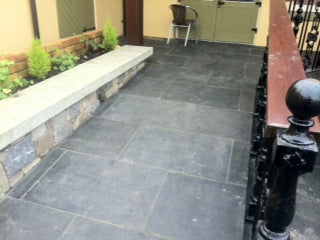 Valentia Black Limestone Natural Stone Flagstones 20m2 Crate