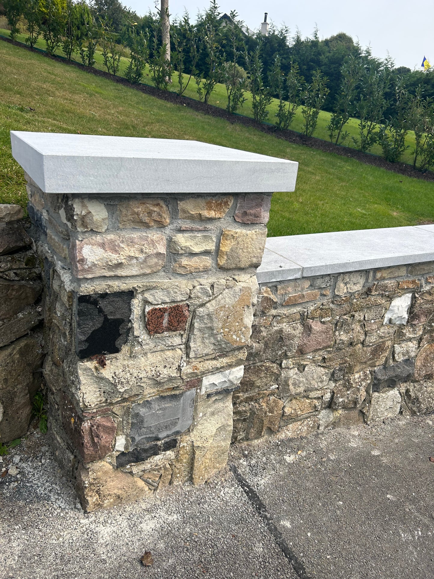 Kilkenny Blue Flat Limestone Sanded Pier Caps x 2 ( pair ) 800mm x 800mm x 100mm