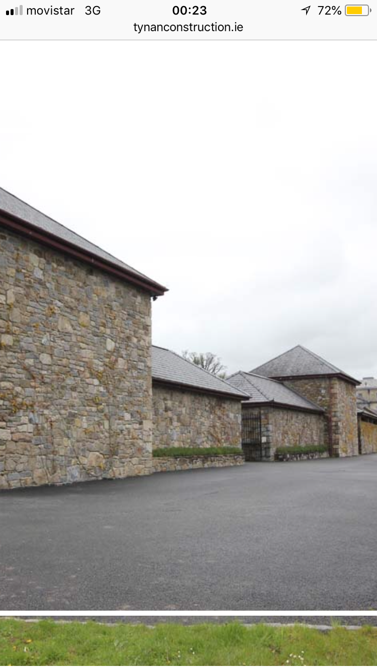 Old Postman Pat Brown Fieldstone x 30 bulk bag deal / Full Artic Load / Free Delivery Ireland / 35% off !!