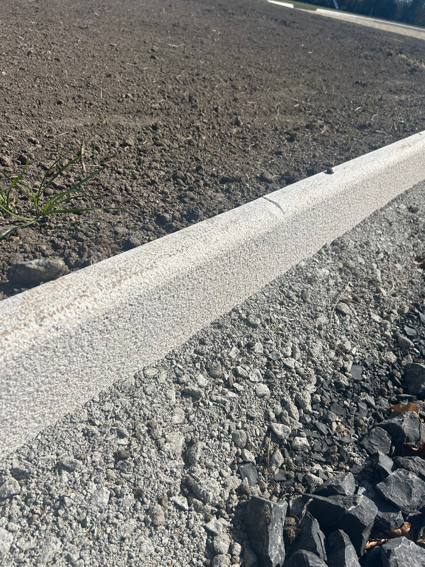 Dalkey Golden Granite Bullnose Driveway Kerbs 6” High x 2” x 39” x 10 linear meter pallet / free delivery Ireland
