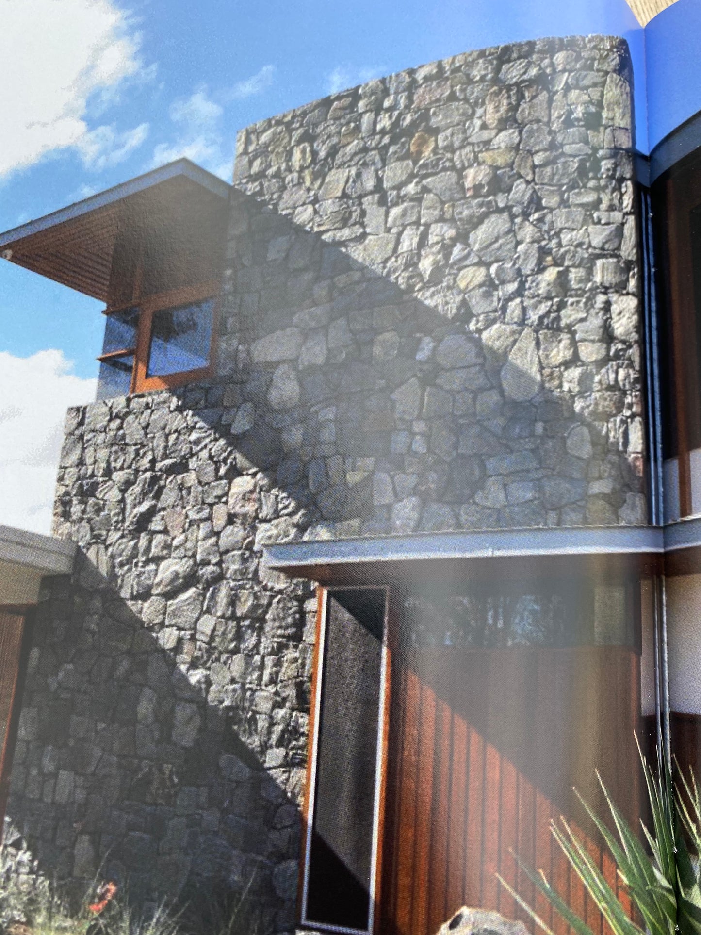 Galway White Limestone 30mm Natural Stone Cladding x 10m2 / Lm pallet