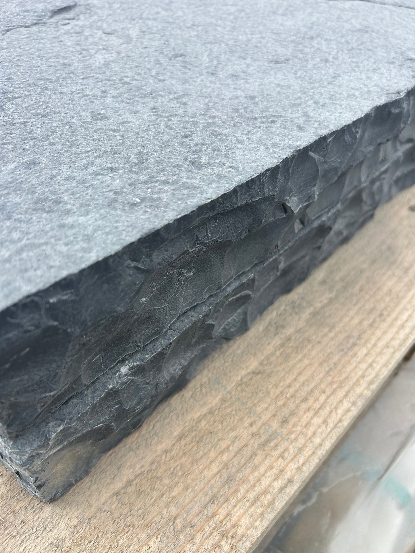 Valentia Black Wall Capping 600mm (W) x 70mm (T) x 10 linear meter pallet
