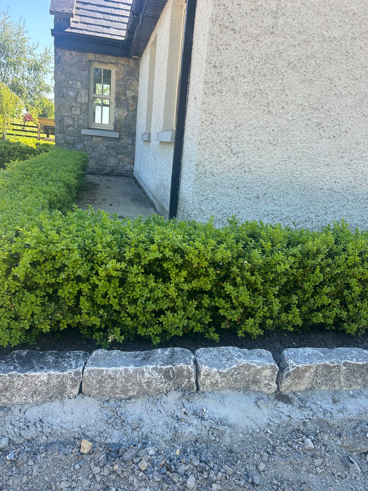 Old Salvage Galway 6” Driveway Kerbs x 15 Lm Bulk Bag