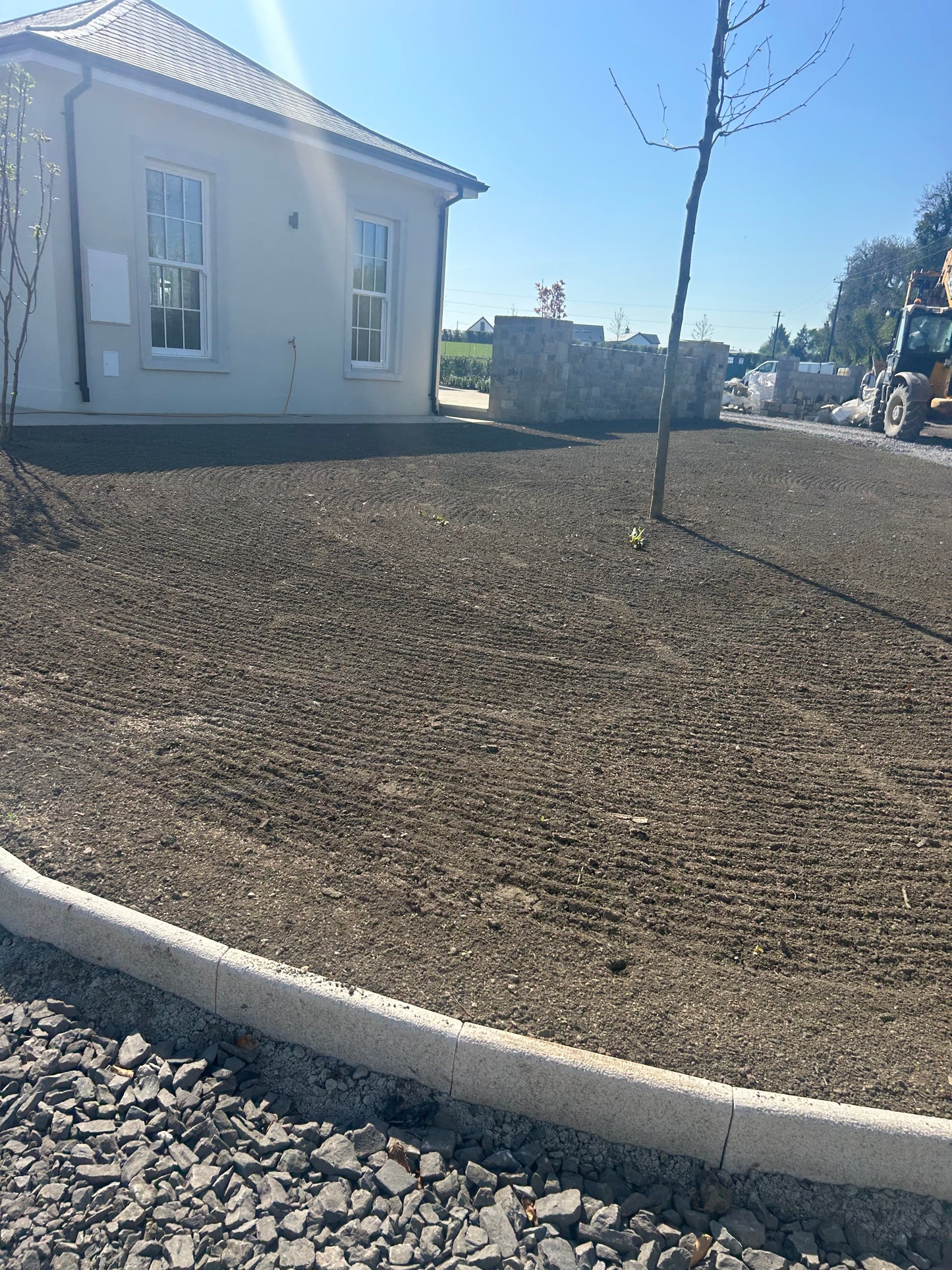 Dalkey Golden Granite Bullnose Driveway Kerbs 6” High x 2” x 39” x 10 linear meter pallet / free delivery Ireland