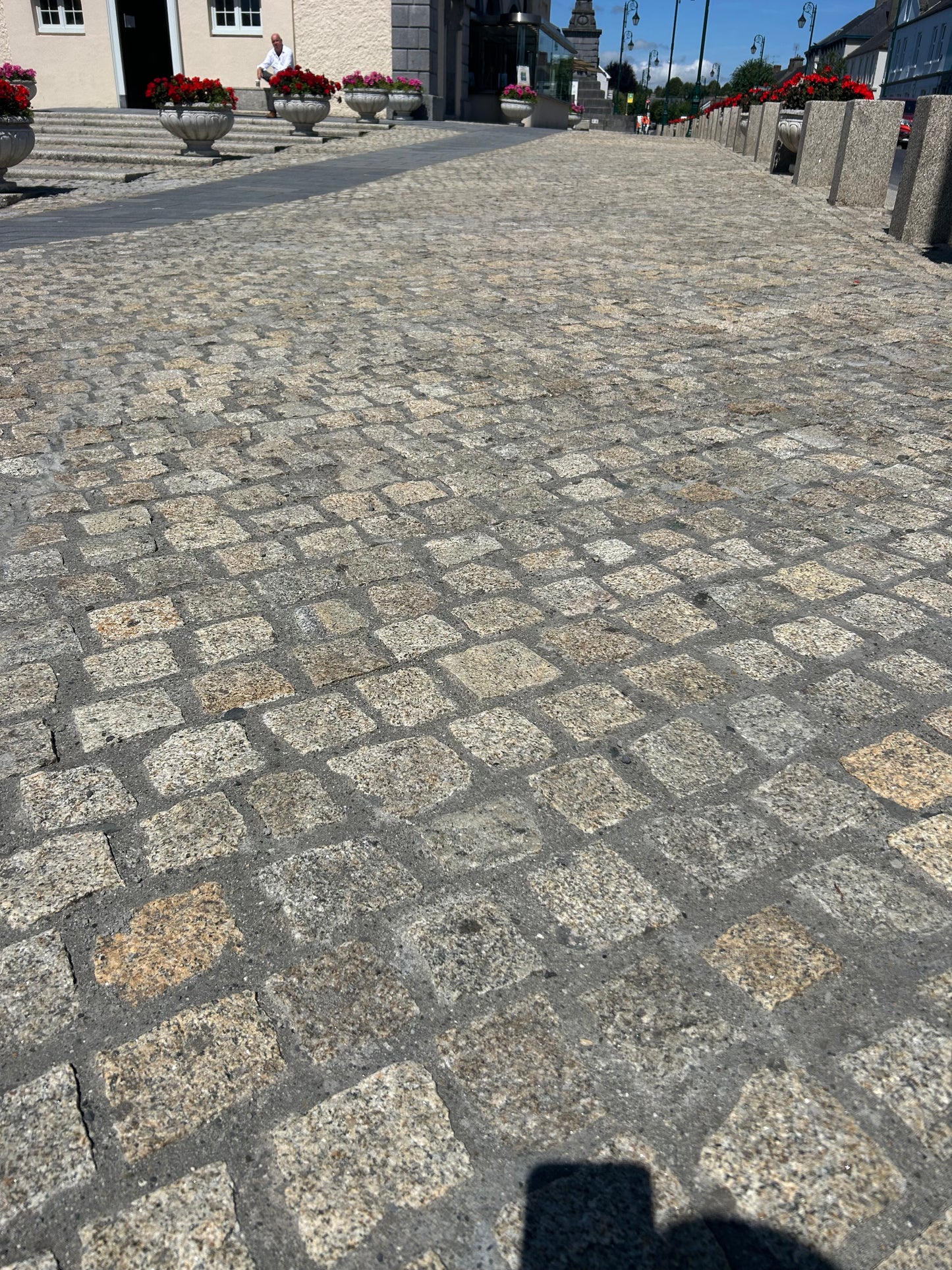 Wicklow Golden Granite Cobblestone 100mm x 100mm x 50mm / 5m2 bulk bag