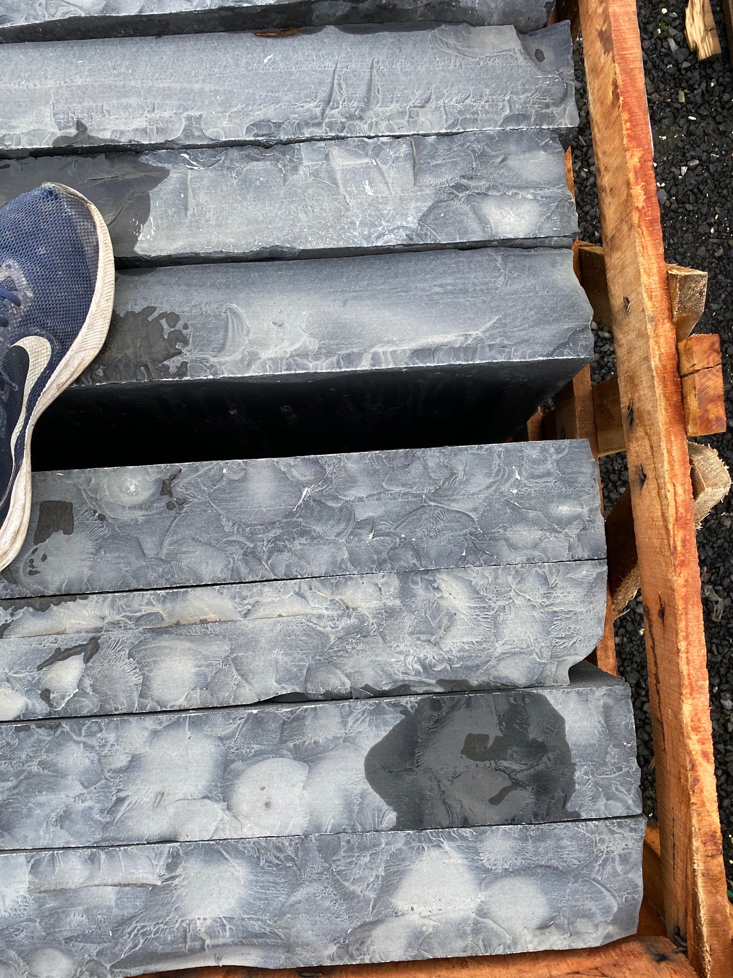 Valentia Black Limestone/ Chisel edged / Pier Caps 700mm x 700mm x 100mm ( sold as a pair on pallet )