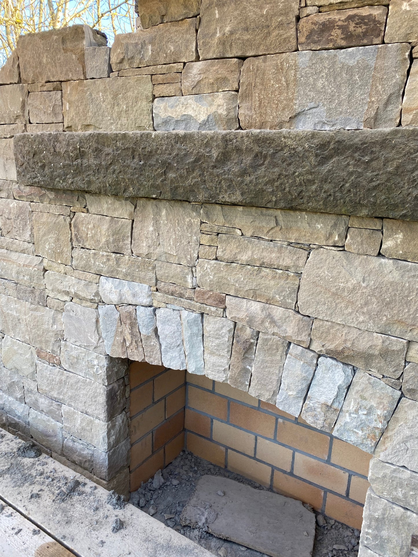 Tipperary Sandstone Building Stone Bulk Bag