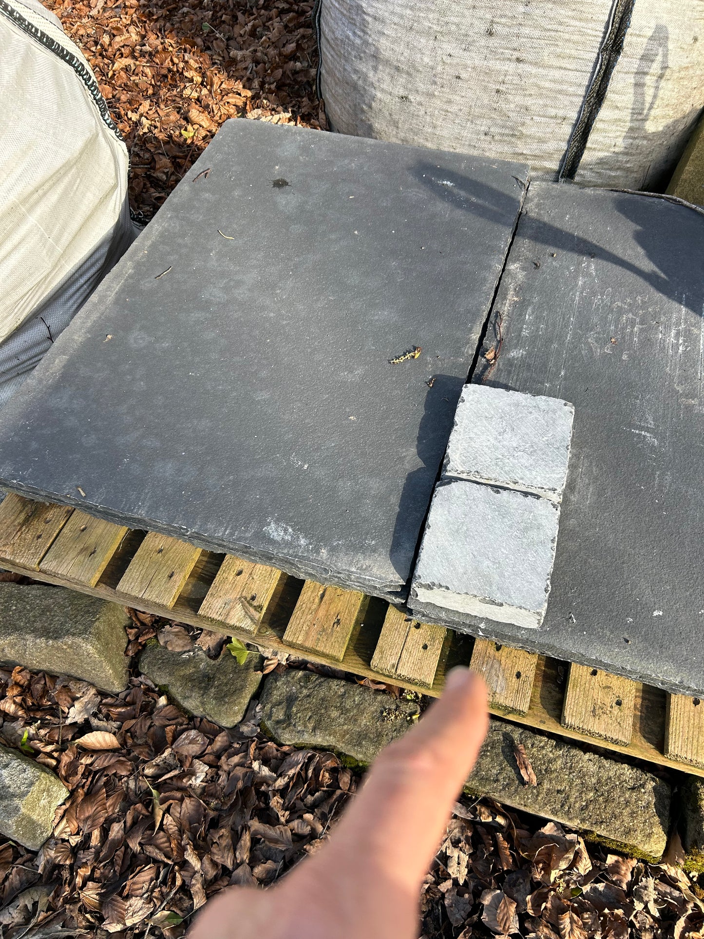 Kilkenny blue limestone border cobblestone 6” x 6” x 2” for patios x 20 Lm on pallet / free delivery Ireland