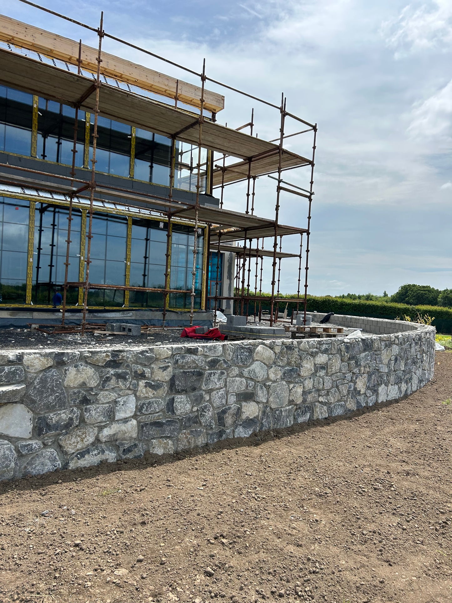 Old Salvage Reclaimed Galway Limestone Building Stone x 30 bulk bag / full artic load deal / free delivery Ireland 35% off !!!