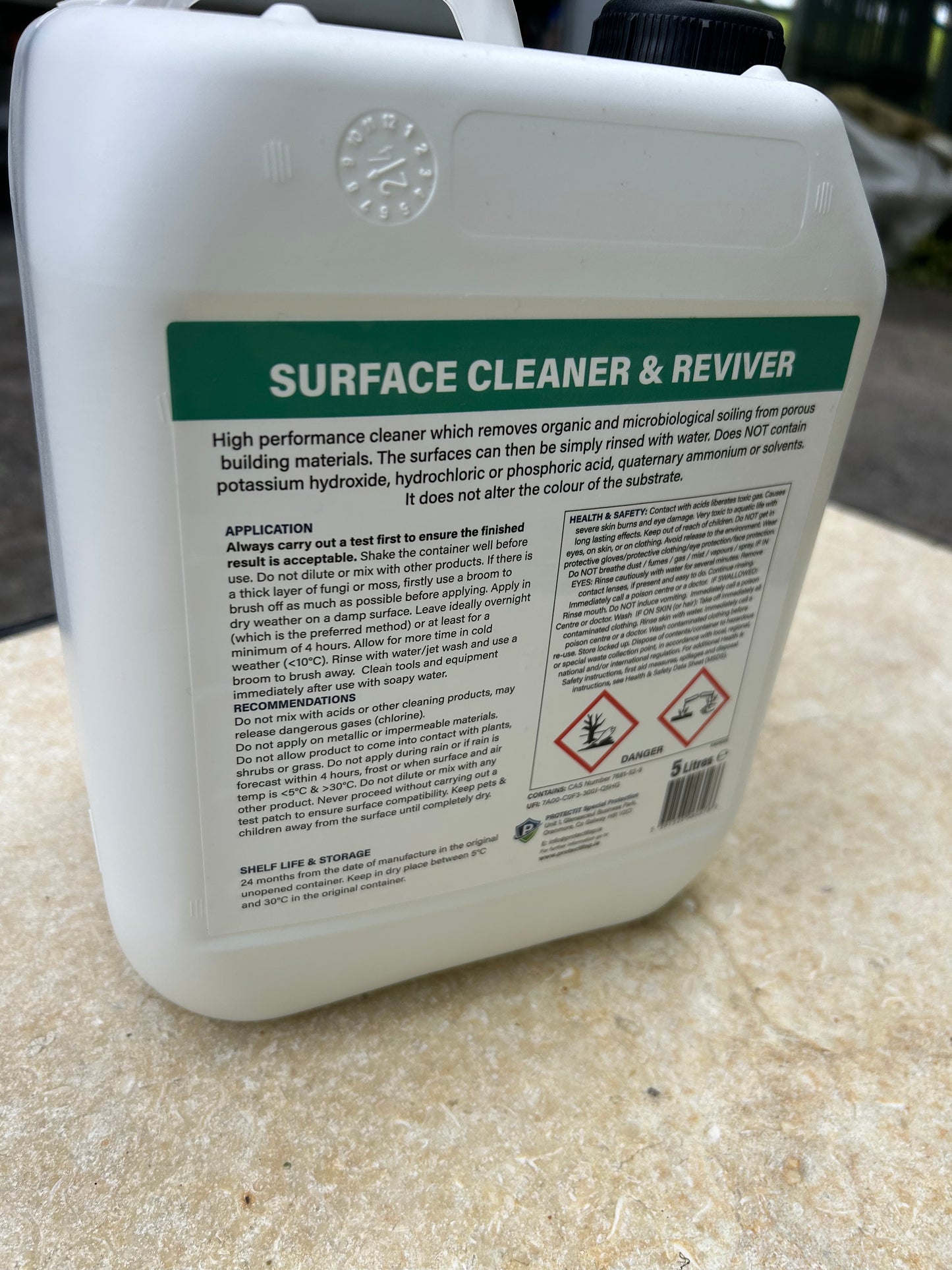 Sandstone Natural Stone Patio Cleaner / Reviver x 5 litres can / Free Delivery in Ireland