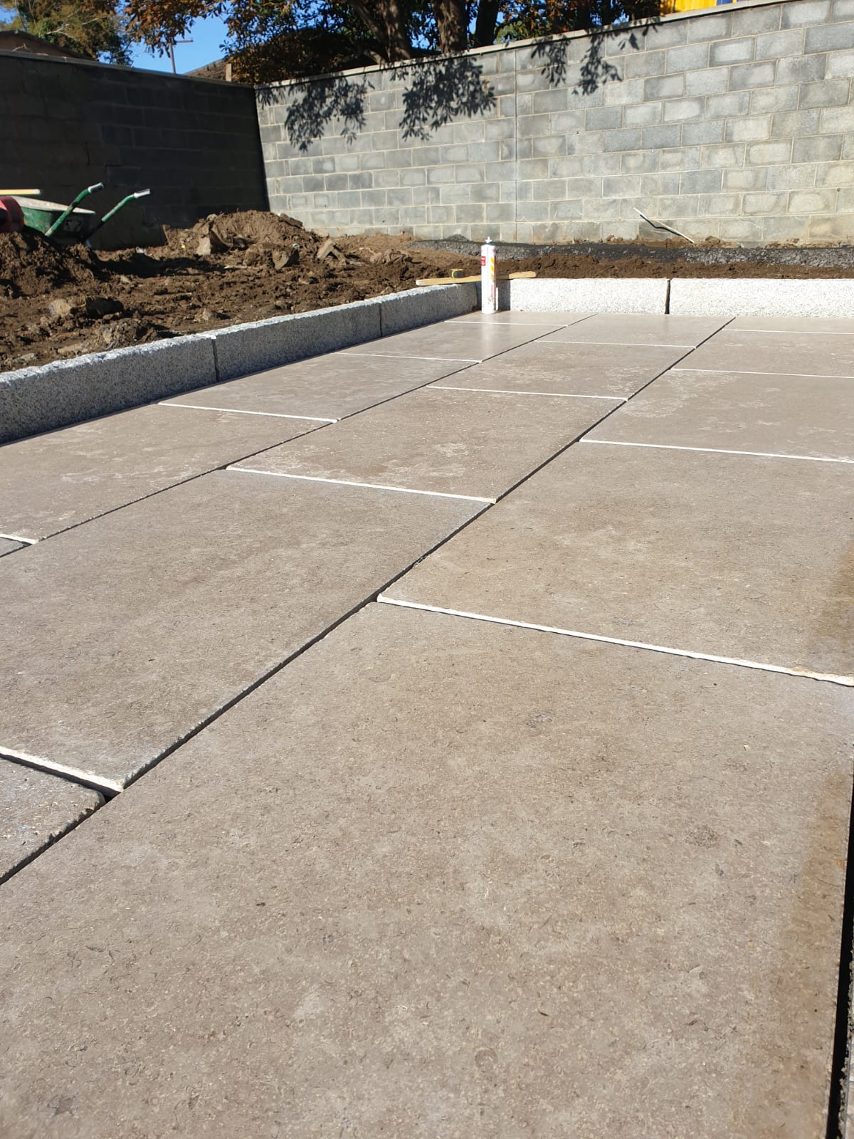 Monaco Cream Flagstones 200m2 load deal / Free delivery in Ireland