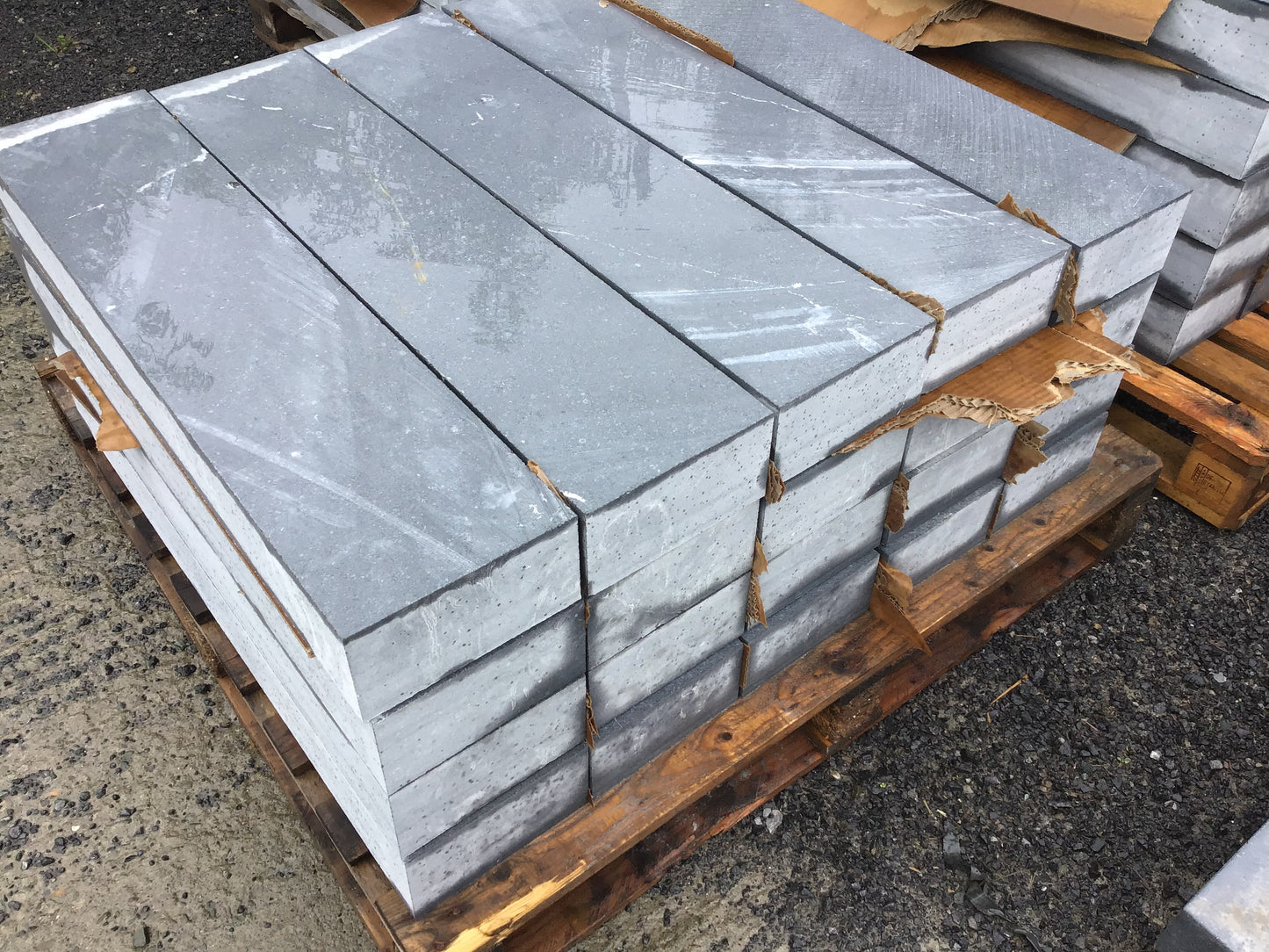 Kilkenny blue sanded limestone wall capping 180mm x 60mm x 10 linear meters on pallet / free delivery Ireland