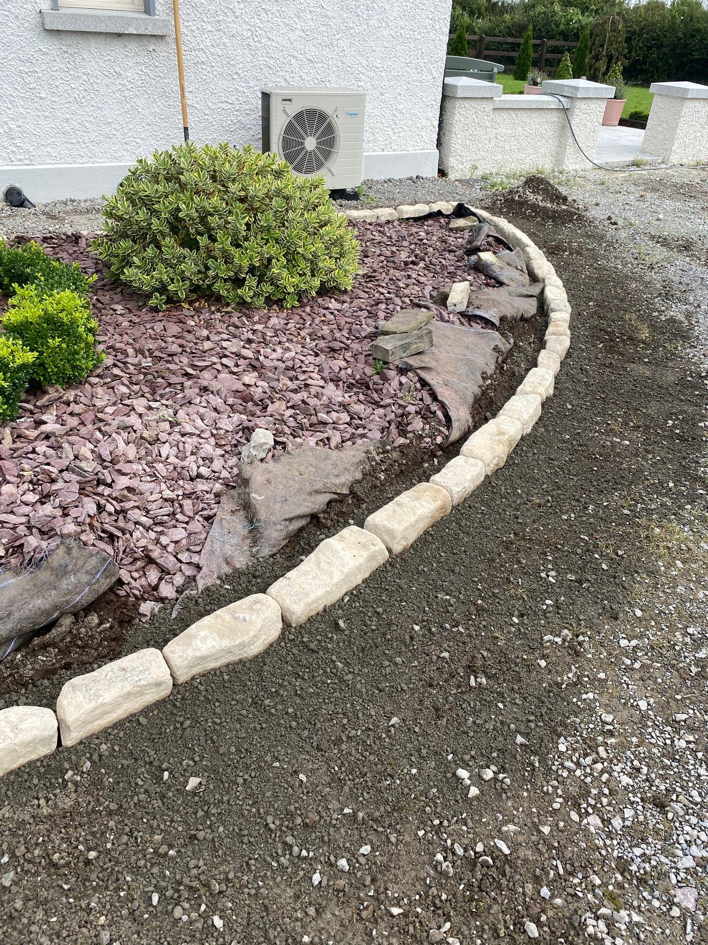 Achill Red Plum Slate Flowerbed Mulch / 10m2 / Bulk bag / Free Delivery in Ireland
