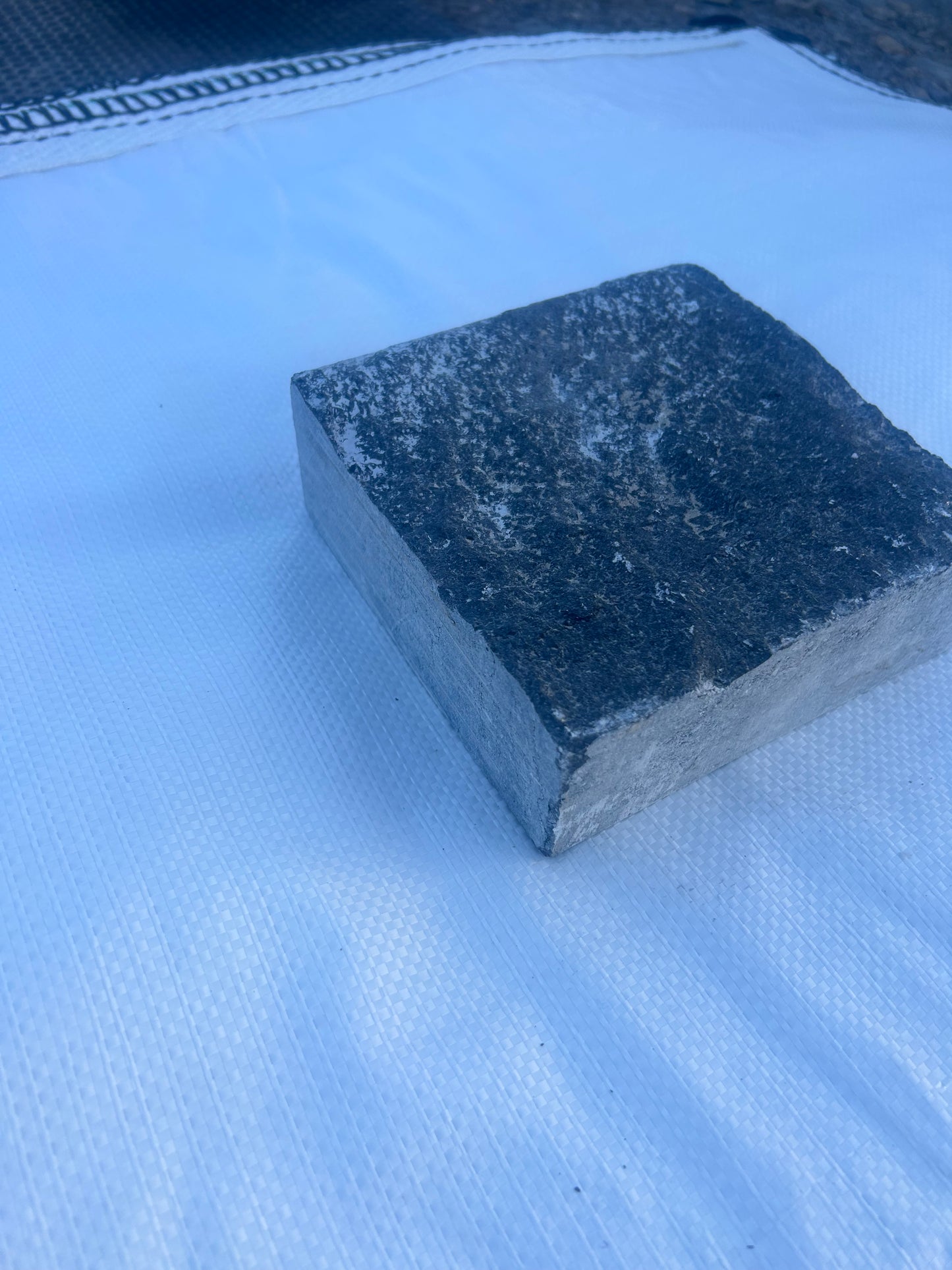 Kilkenny Blue Limestone ( non slip ) Cobblestone 6” x 6” / 5m2 on pallet / free delivery in Ireland