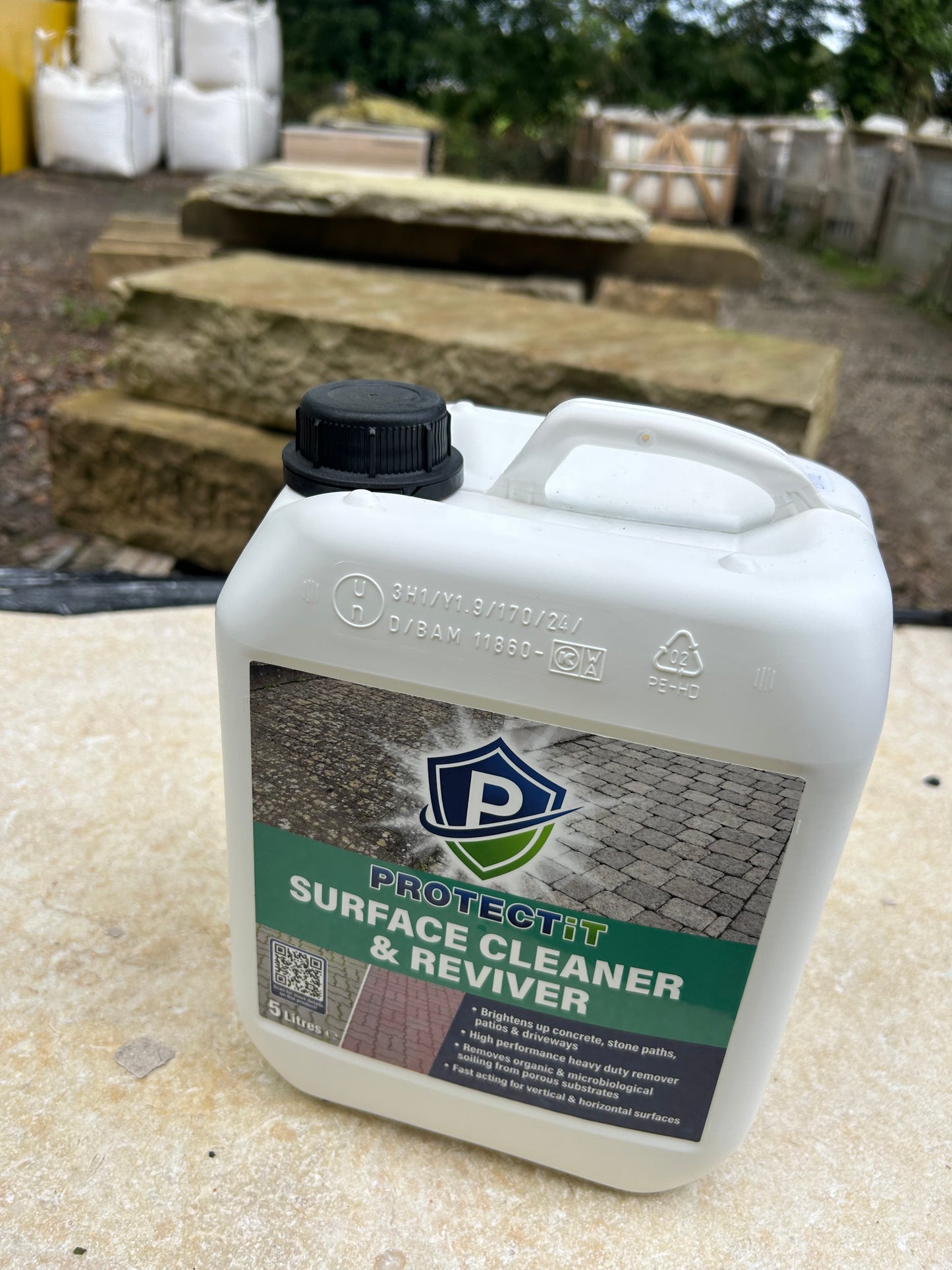 Sandstone Natural Stone Patio Cleaner / Reviver x 5 litres can / Free Delivery in Ireland
