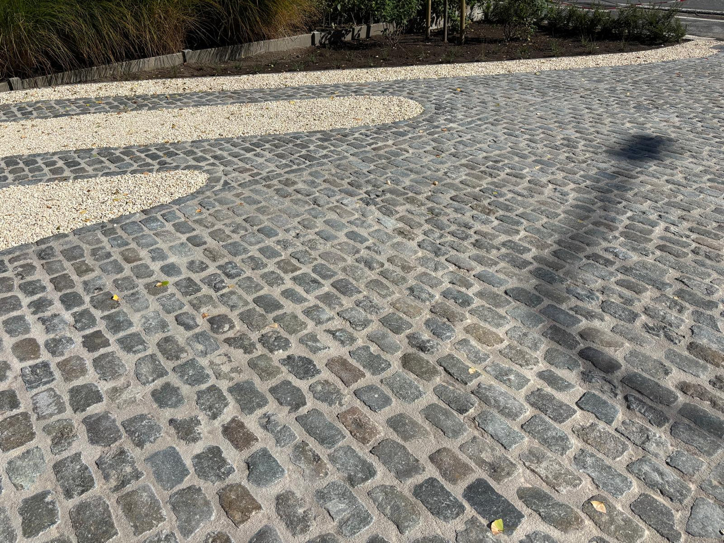 Old Salvage Monte Carlo Street 30mm - 50mm Antique Cobblestone x 200m2 Full Load Deal / Free Delivery in Ireland ( while stocks last !!!! )