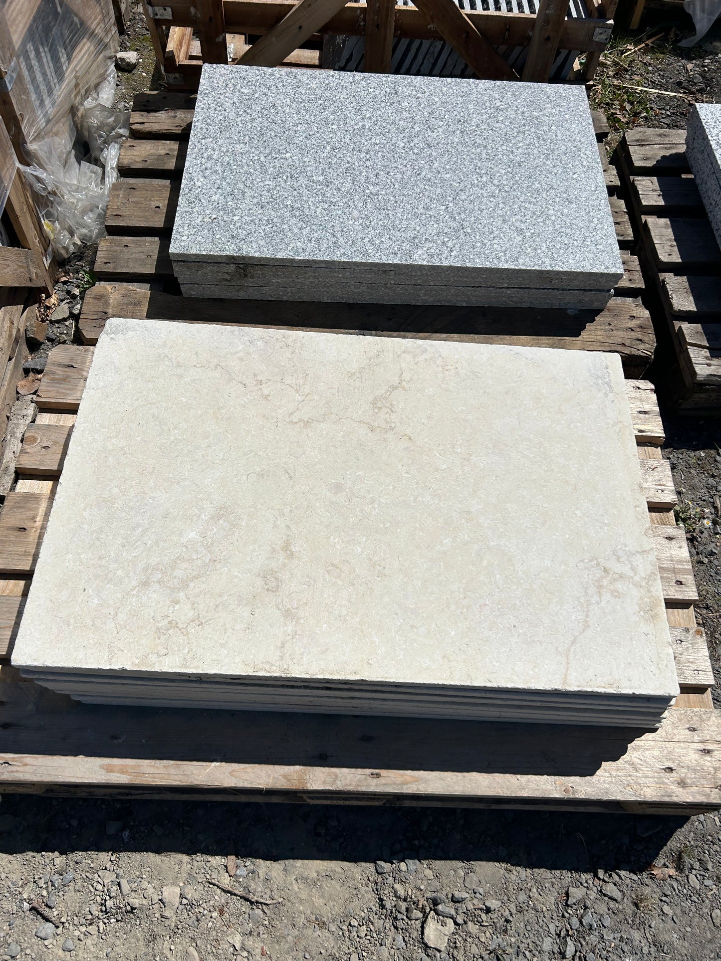 Monaco Cream Natural Stone Limestone Flagstones 20m2 Crate / Free Delivery in Ireland