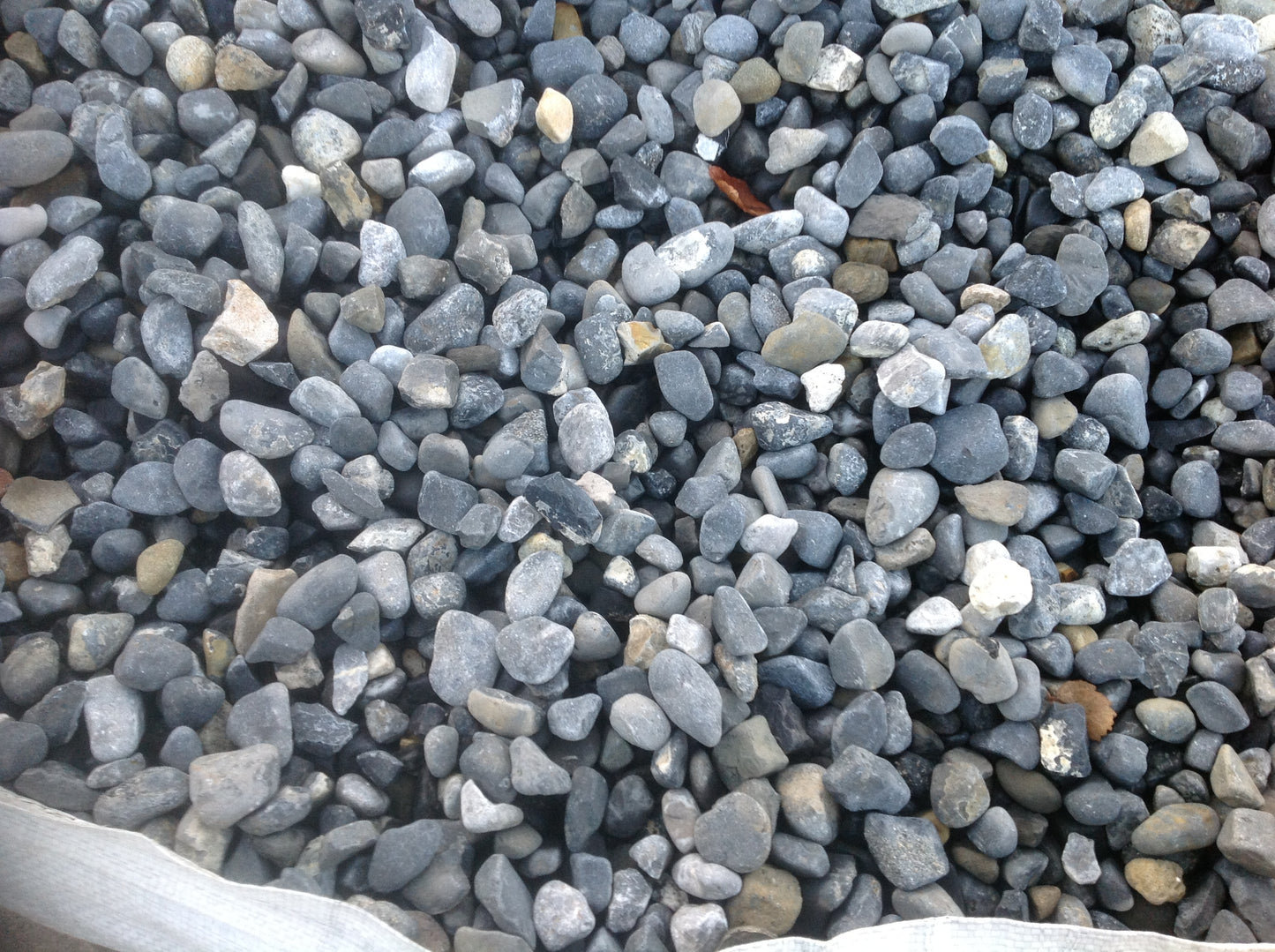 Galway Round Grey Limestone Driveway Pebble 20mm x 30 ton - free delivery Ireland