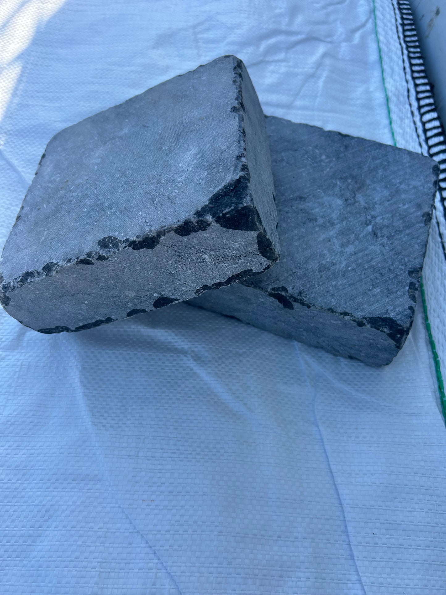 Kilkenny blue limestone border cobblestone 6” x 6” x 2” for patios x 20 Lm on pallet / free delivery Ireland