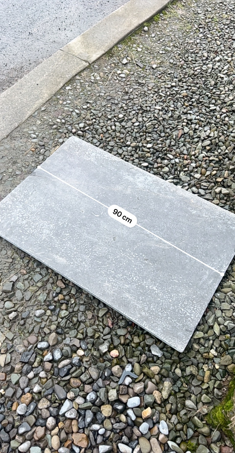Belgian Blue Limestone Flagstones 600mm x 900mm x 20mm( 20m2 In crate ) Free Delivery in Ireland