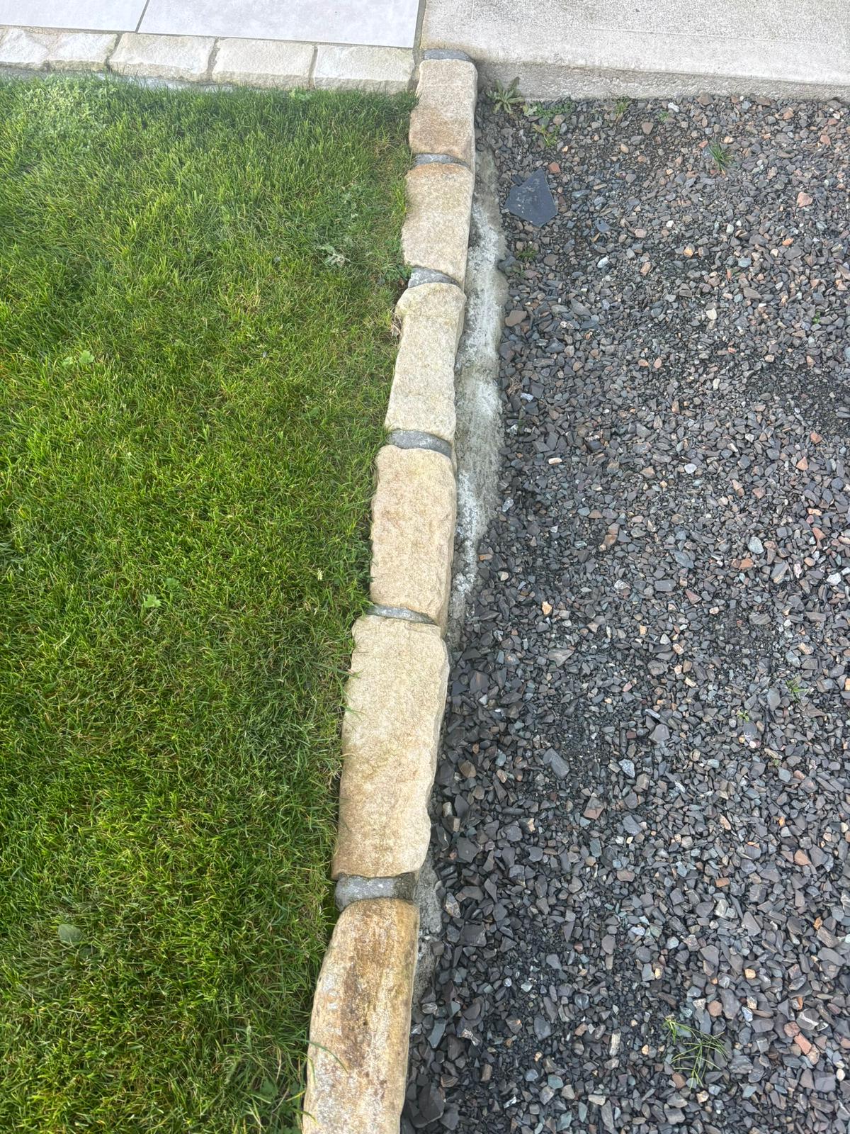 Donegal Cream Large Driveway Kerbs 7-8" High 15m Bulk Bag