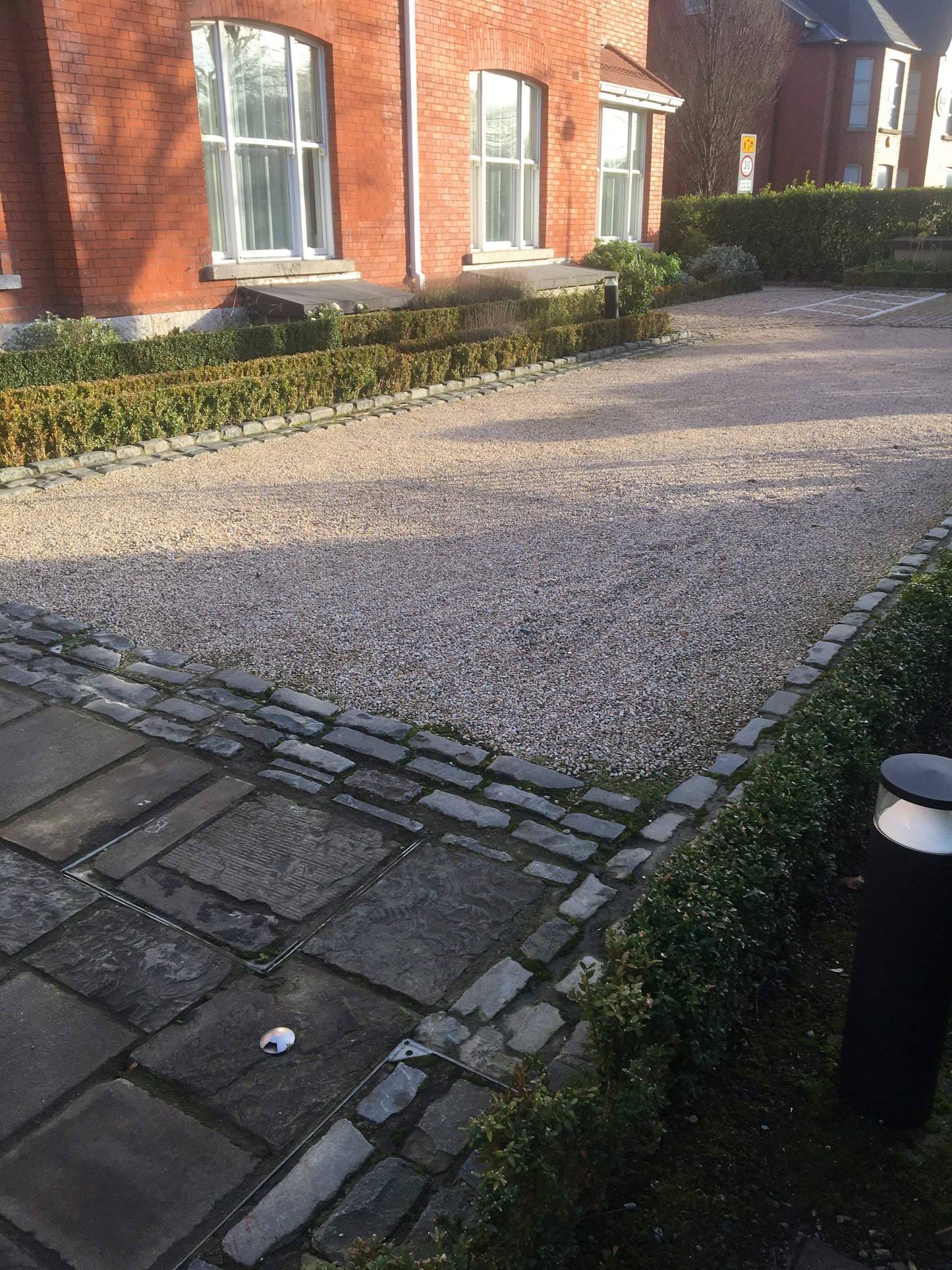 Ailesbury Golden Driveway Gravel 400m2 Bulk load deal / 50% off while stocks last / Free delivery Ireland