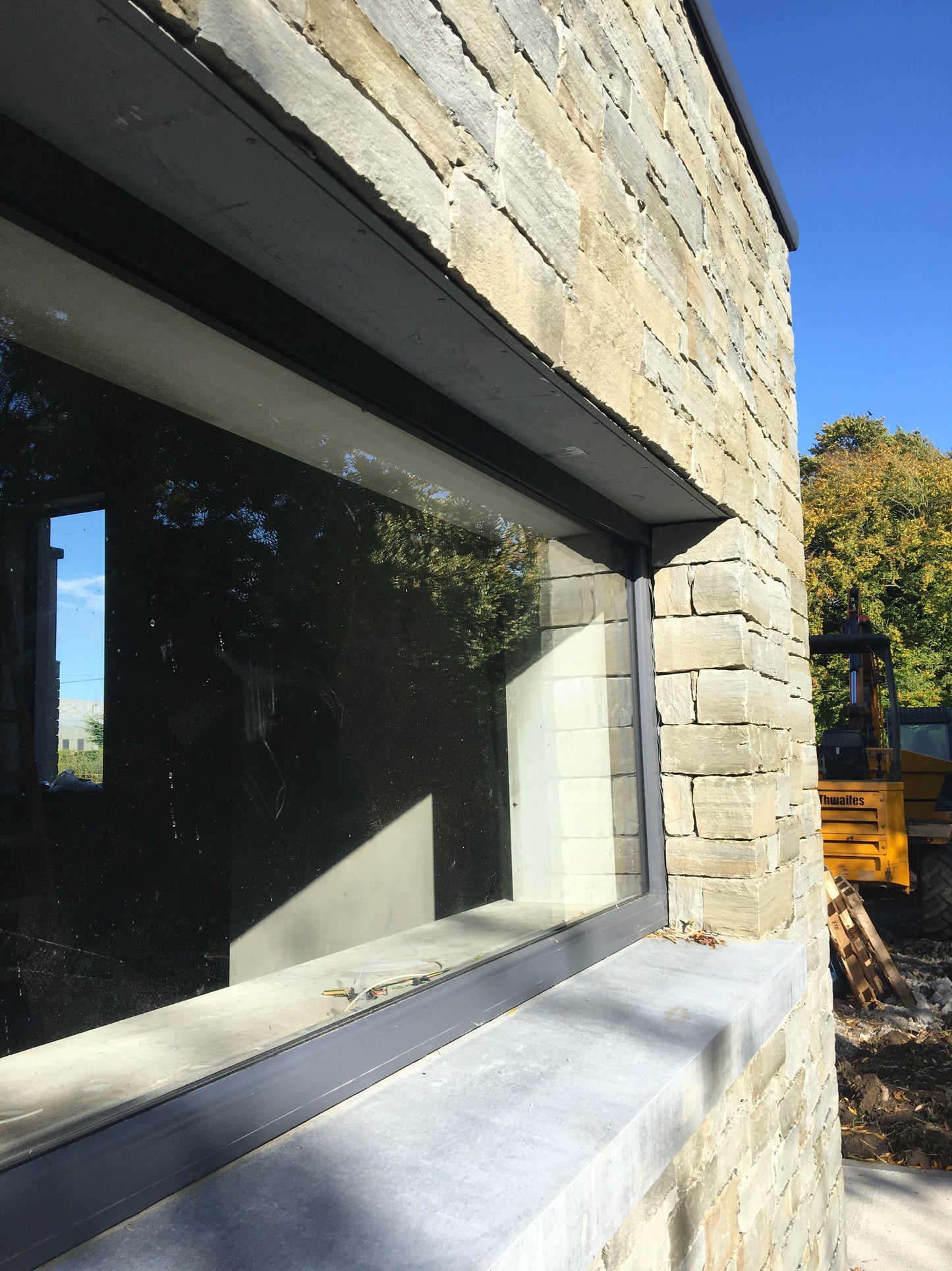 West Clare Limestone Building Stone Bulk Bag / Free Delivery in Ireland