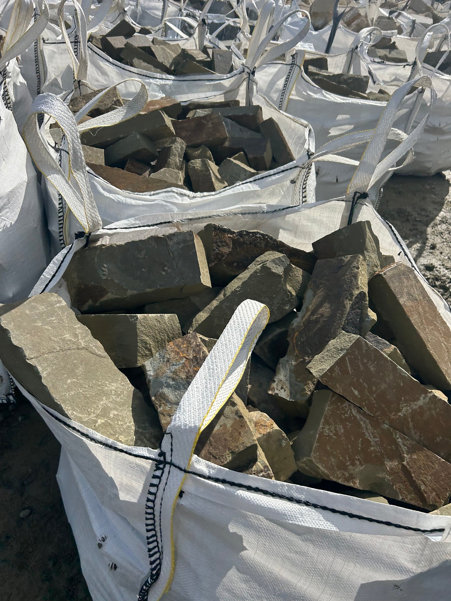 Black Friday Bulk Deal x 30 Bulk Bags of West Cork Brown Drystone Walling / Building Stone 90m2 load !! / Free Shipping in Ireland