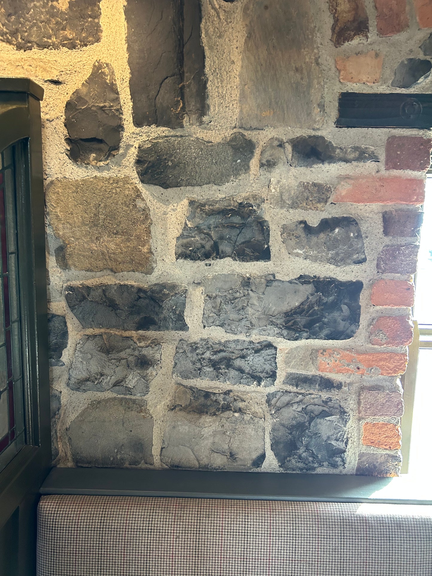 Saint James Gate Black Basalt Building Stone in Bulk Bag / Free Delivery in Ireland