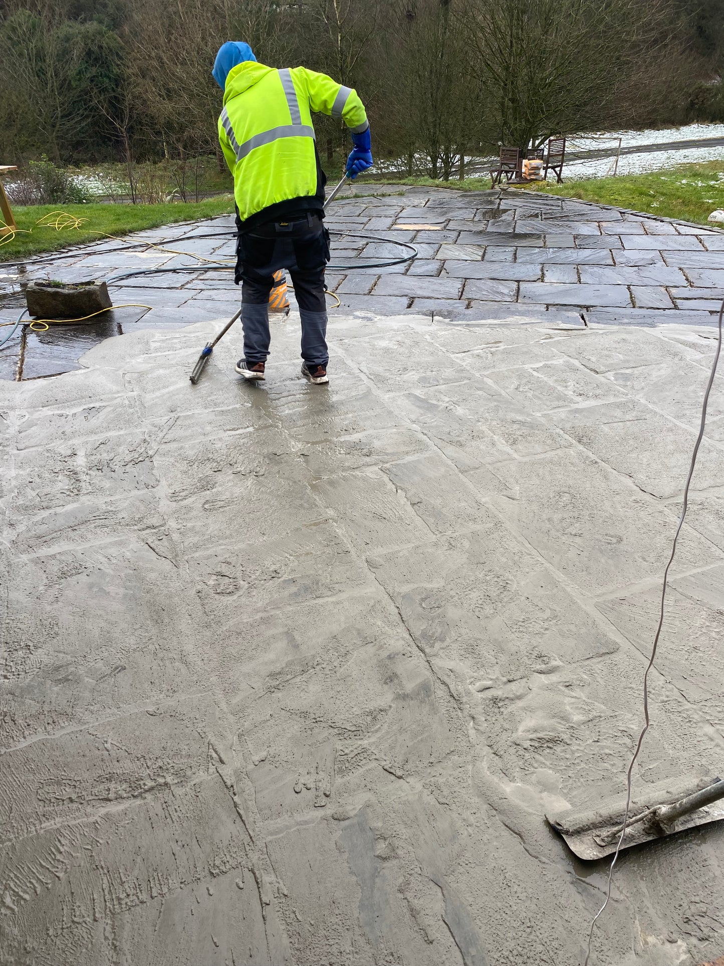 Flowpoint Natural Colour / Paving & Cobblestone Grout for natural stone x 10 bags per pallet / free delivery in Ireland