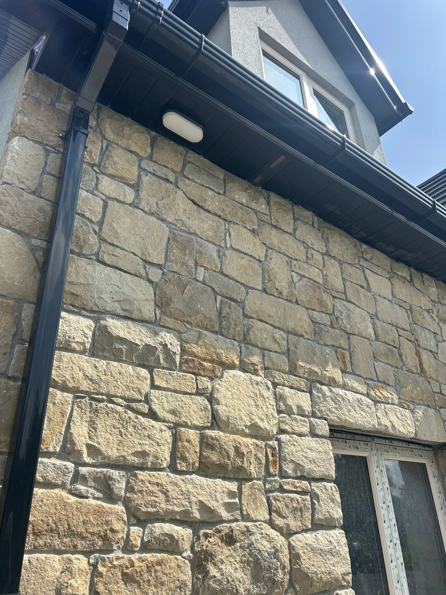 Donegal Cream Sandstone  Building Stone Bulk Bag
