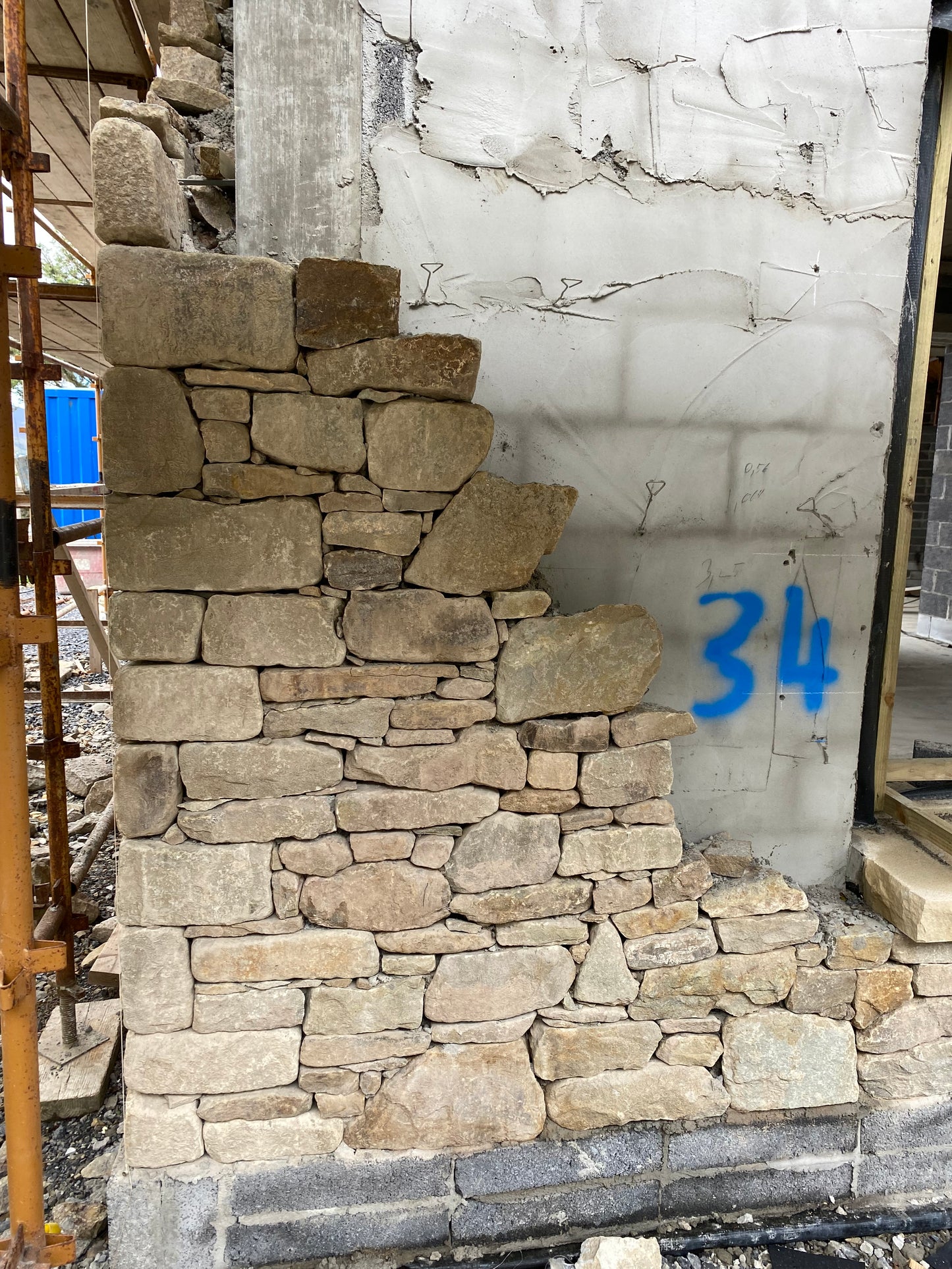 Old Salvage Reclaimed Brown Postman Pat Cornerstones / Packed in a bulk bag / Free Delivery in Ireland